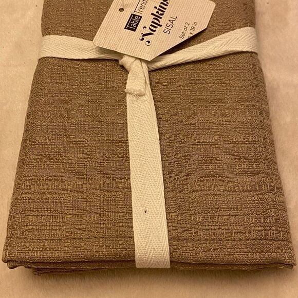 Table Trends Set of 2 Cloth‎ Sisal Light Brown Khaki Napkins NWT - Picture 3 of 4